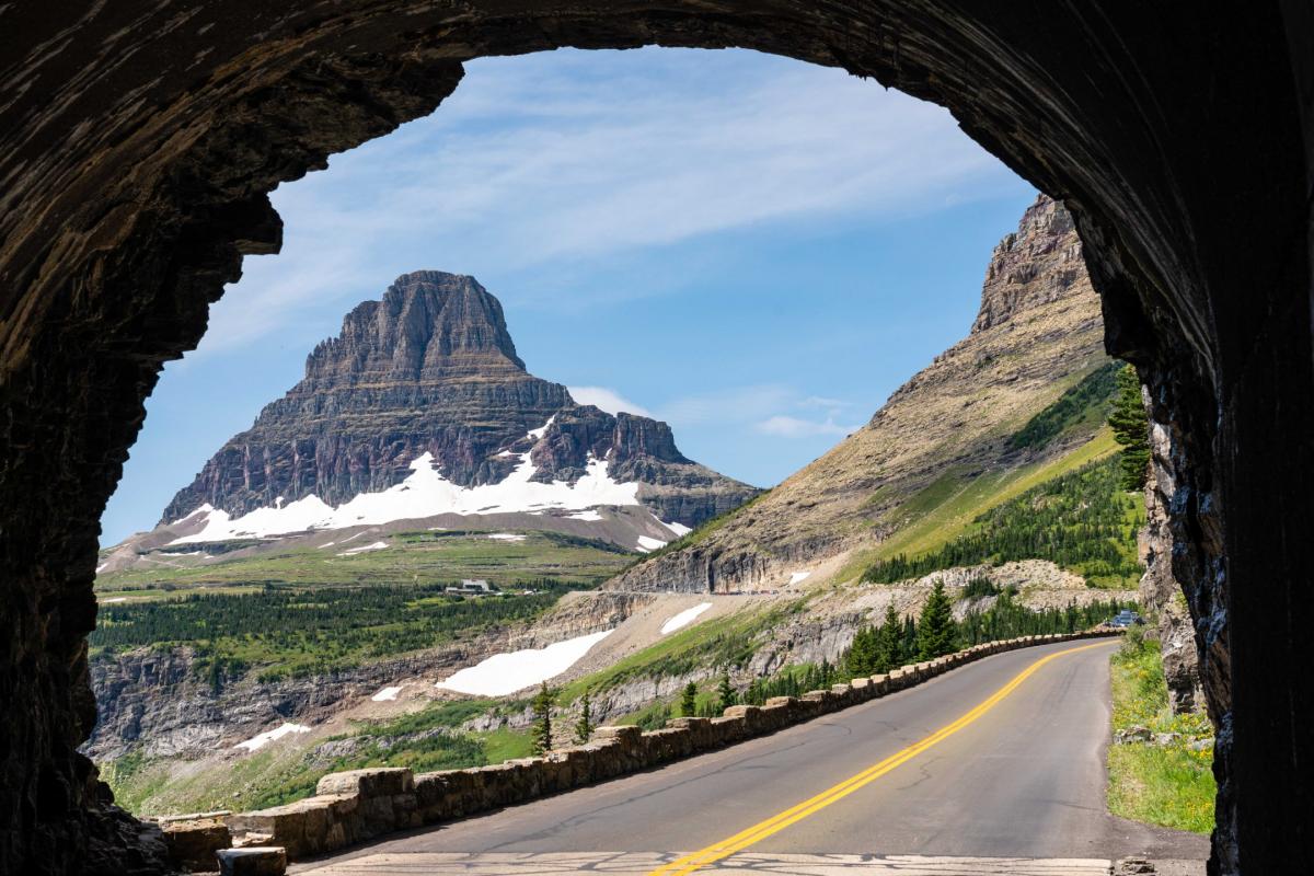 going-to-the-sun-road-vs-beartooth-highway-which-is-more-scenic